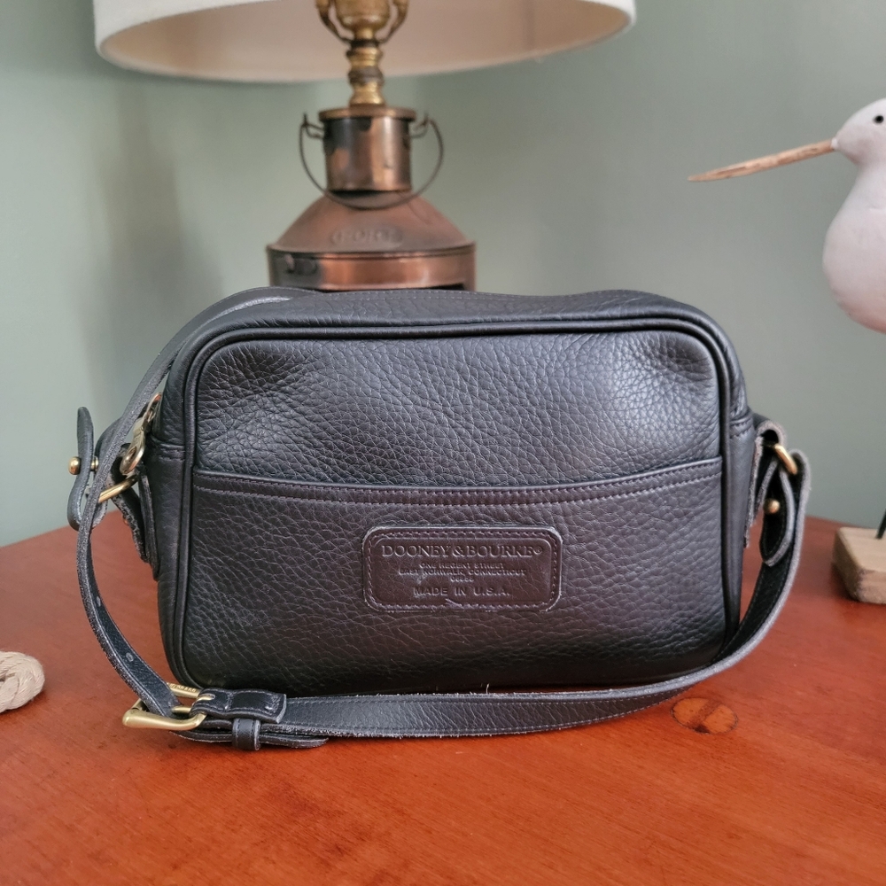 Dooney & Bourke Vintage Crossbody Bag Black Pebbled Leather Purse